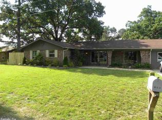 135 Westgate Ter, Hot Springs, AR 71913