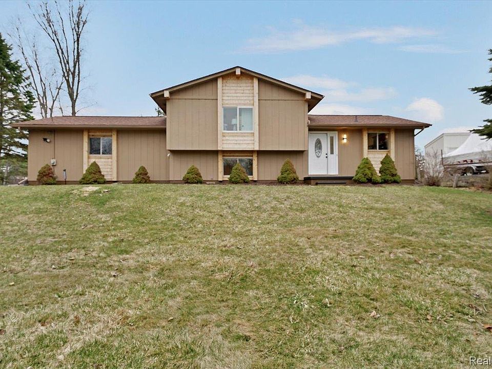 1st image of 1365 Thistleridge Dr