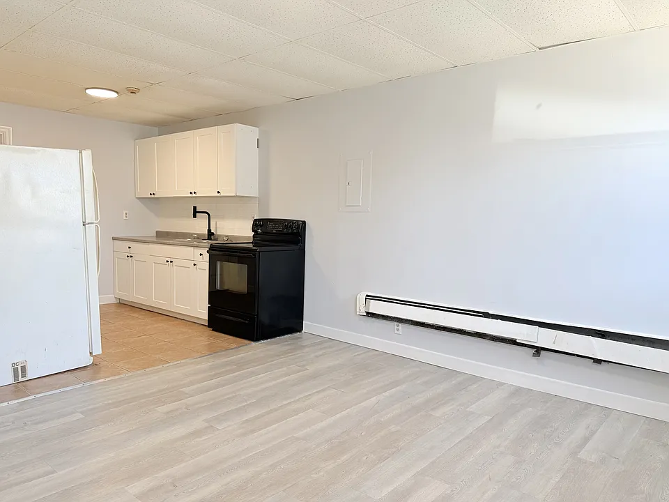 581 Pierre Ave #5