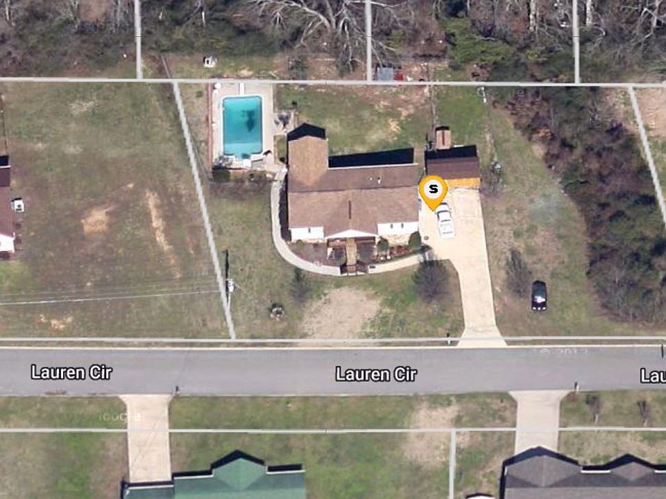 1st image of 295 Lauren Cir