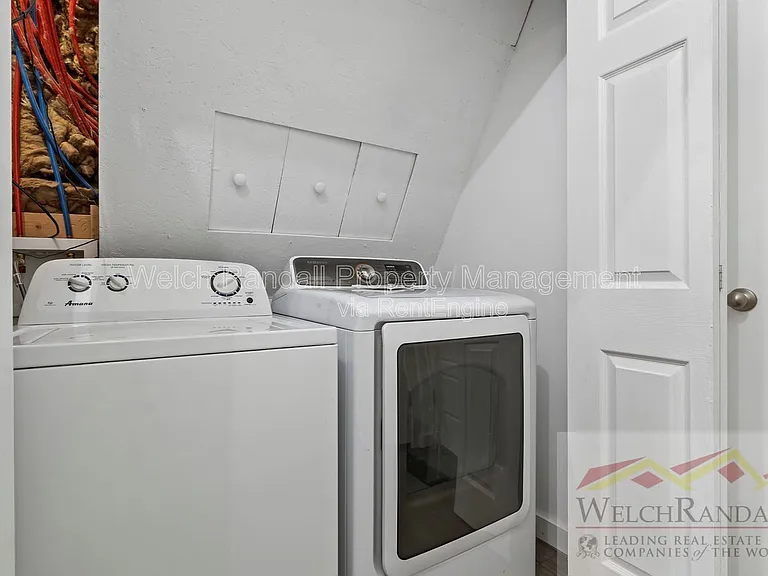 433 N 100 W — Photo 24