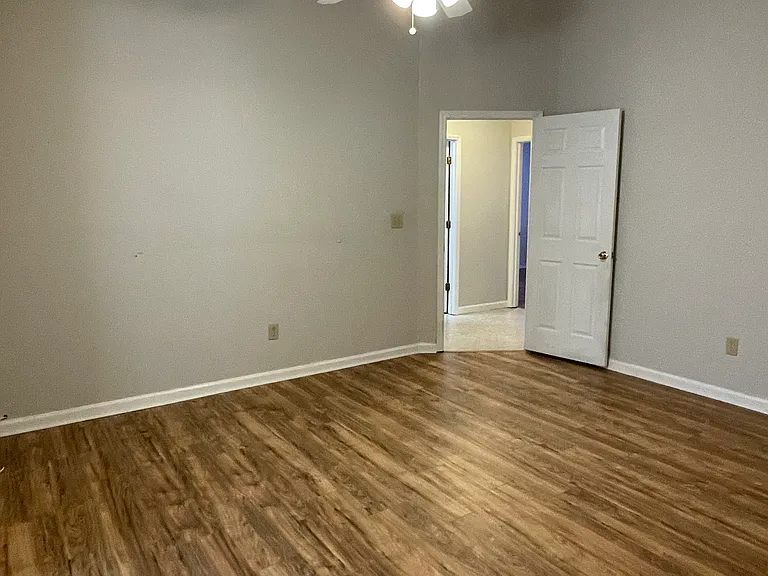 2131 Hutton Dr — Photo 10