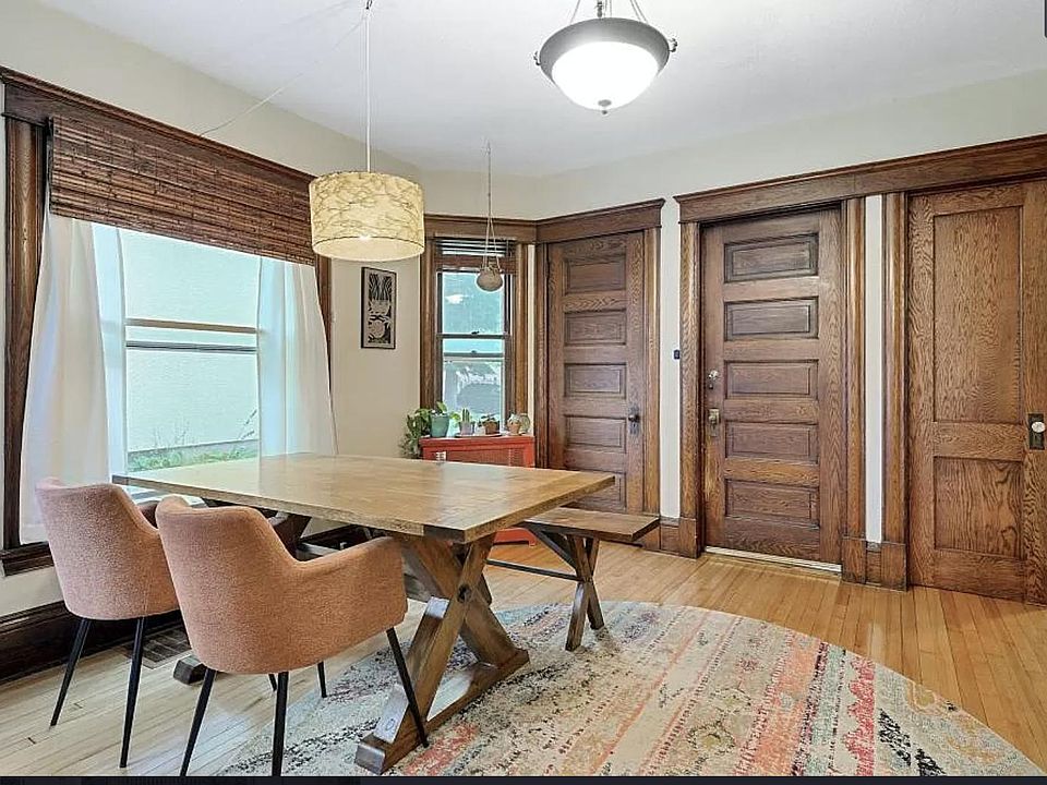 1st image of 2223 29th Ave S #1