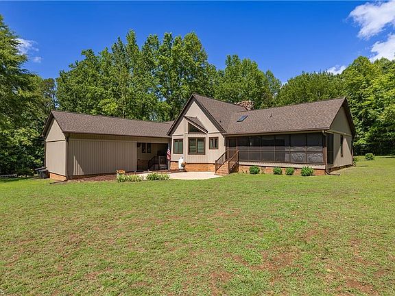 4th image of 3505 Ivey Ln