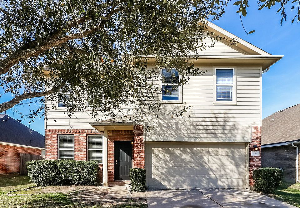 1st image of 1006 Blair Field Ln