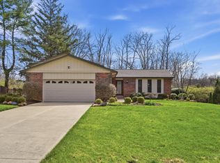 9678 Iris Dr, West Chester, OH 45241