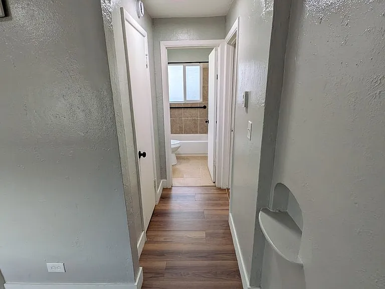 1, 2, and 3 Bed Townhome Style Homes Close to Sloan's Lake, Panorama Park!! — Photo 21