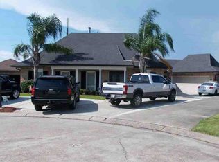 6 Fairfax Ct, Marrero, LA 70072