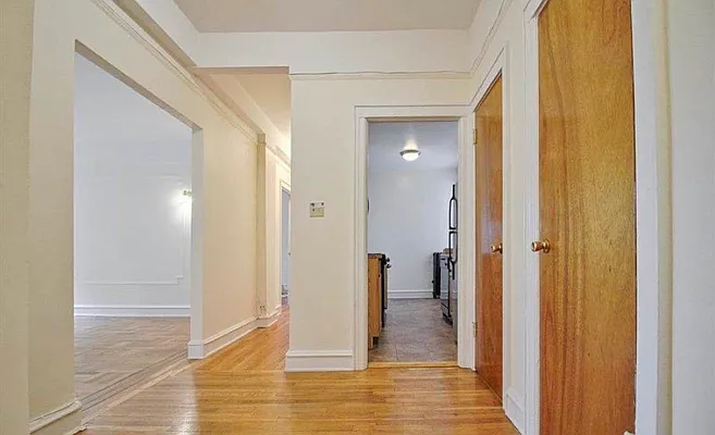 Rented by RealTegrity NY LLC | media 7