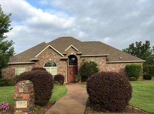 6915 Manor Crest Dr, Texarkana, AR 71854