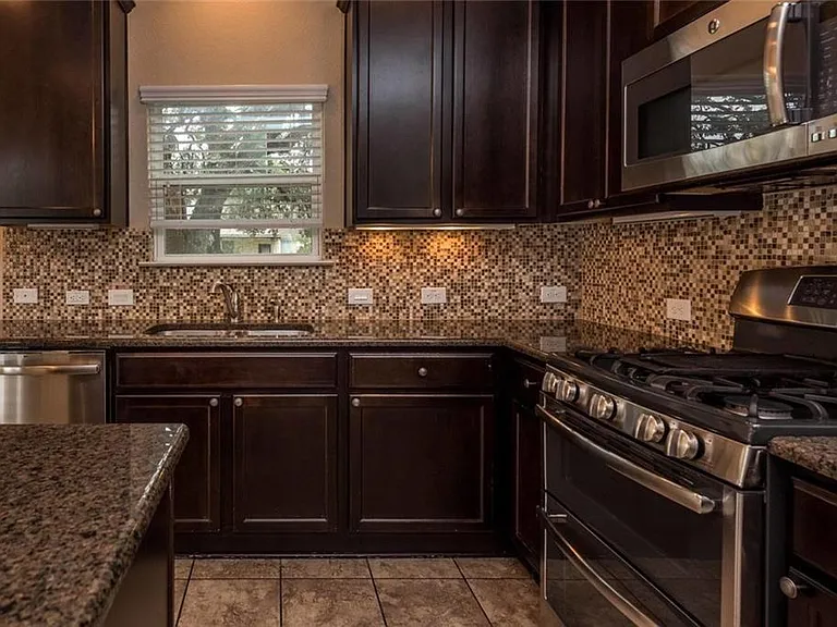 11600 Sewickley Ct S — Photo 11