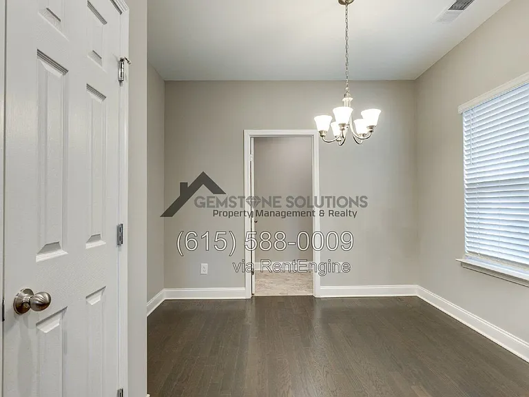 714 Hahn Ct — Photo 13