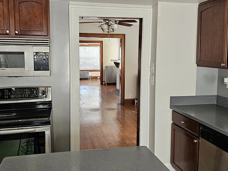 16109 Clifton Blvd #16109 — Photo 6