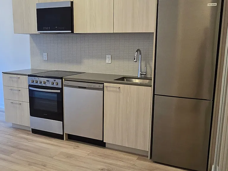 7439 Kingston Rd #110 — Photo 7