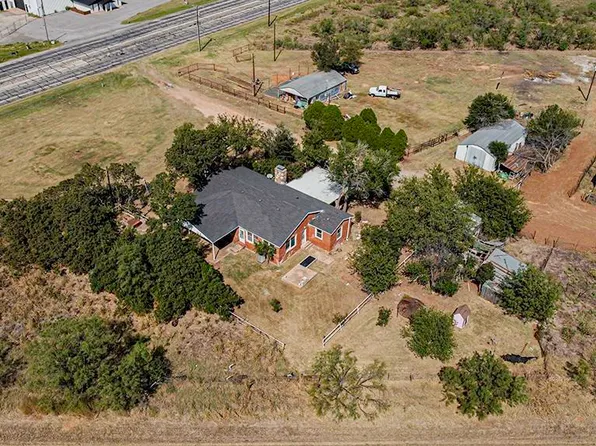 9485 Seymour Hwy, Wichita Falls, TX 76310