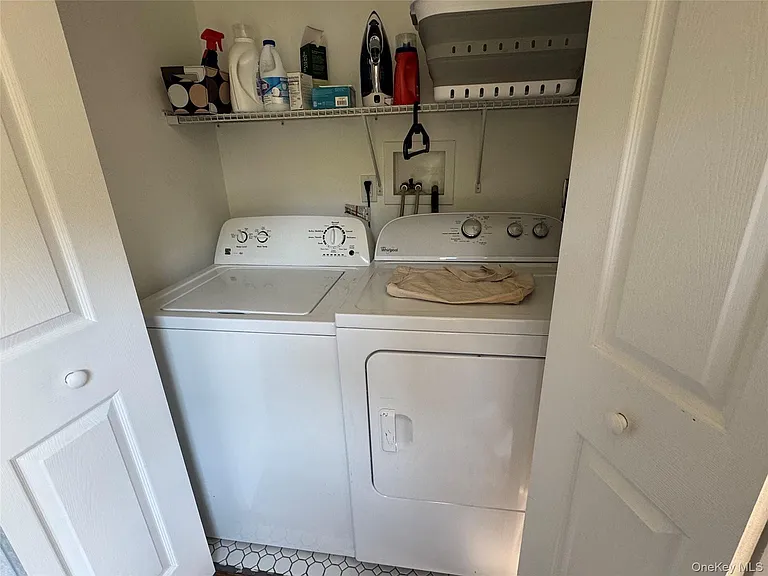62 Whippoorwill Rd E #A — Photo 8