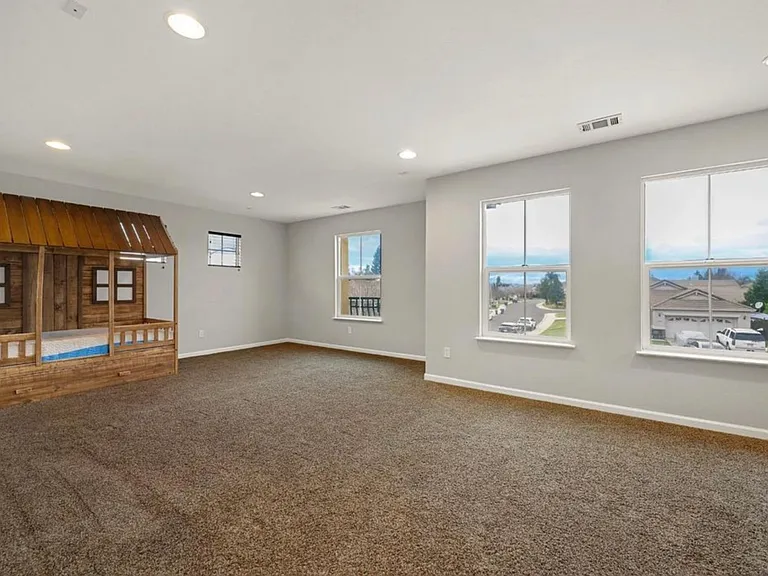 2090 Wisteria Pl — Photo 38