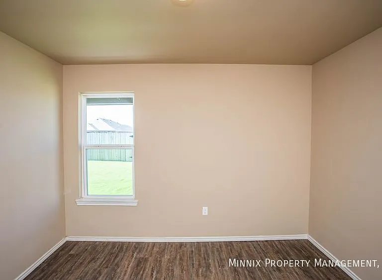 2508 N Avenue P — Photo 17