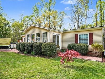 1375 Ward Rd, Sandy Ridge, NC, 27046