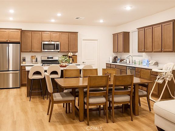 2nd image of 5130 Larkspur Rd