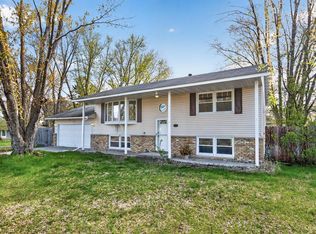 9980 Orleans Ln N, Maple Grove, MN 55369