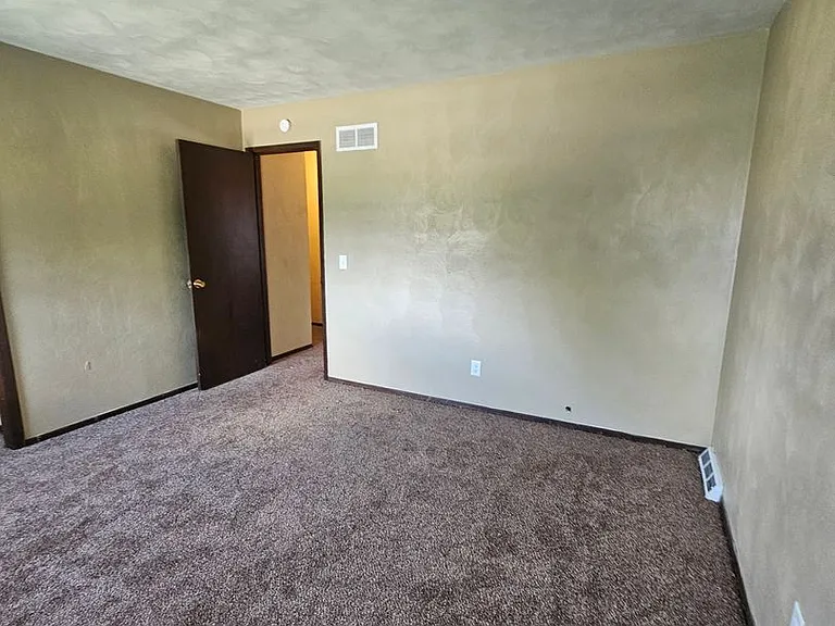 3367 Hillandale Rd #&-2931 — Photo 7
