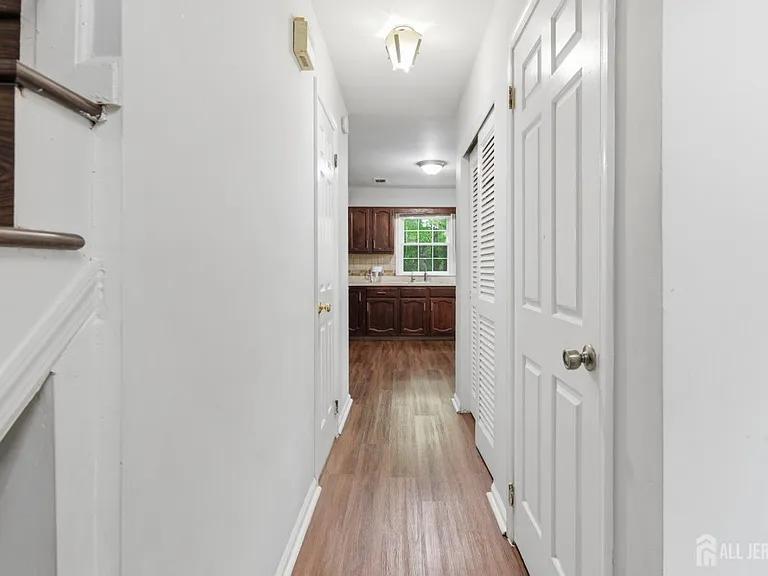 2804 Cricket Cir — Photo 8