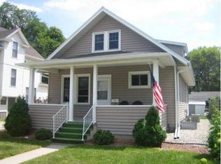 914 5th Ave S, Fargo, ND 58103