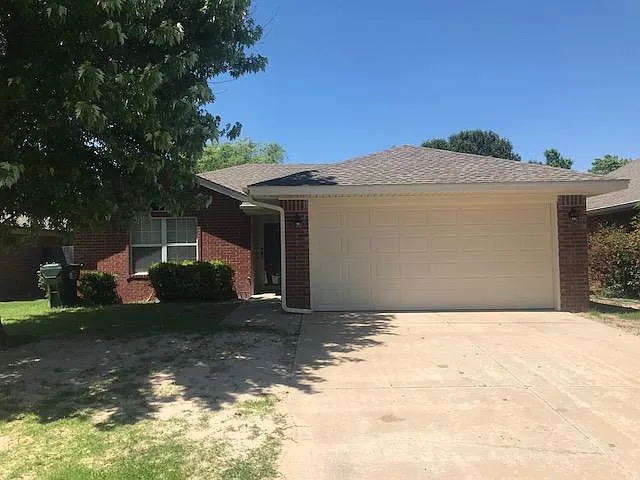 1417 Sebastiani Cir — Photo 15