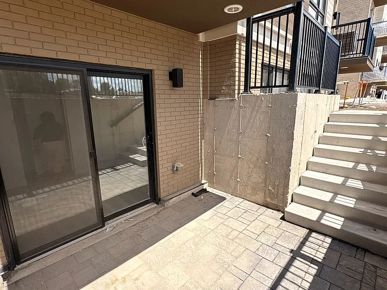 25 Palace St #R8 — Photo 19