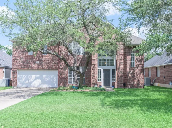 8529 Axis Dr, Austin, TX 78749