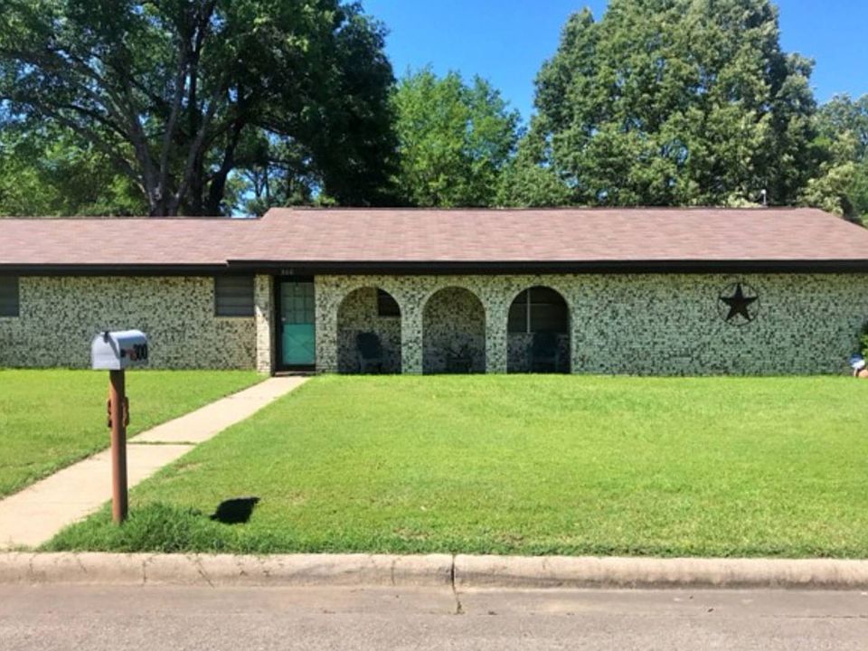1st image of 112 Sharlotte Dr