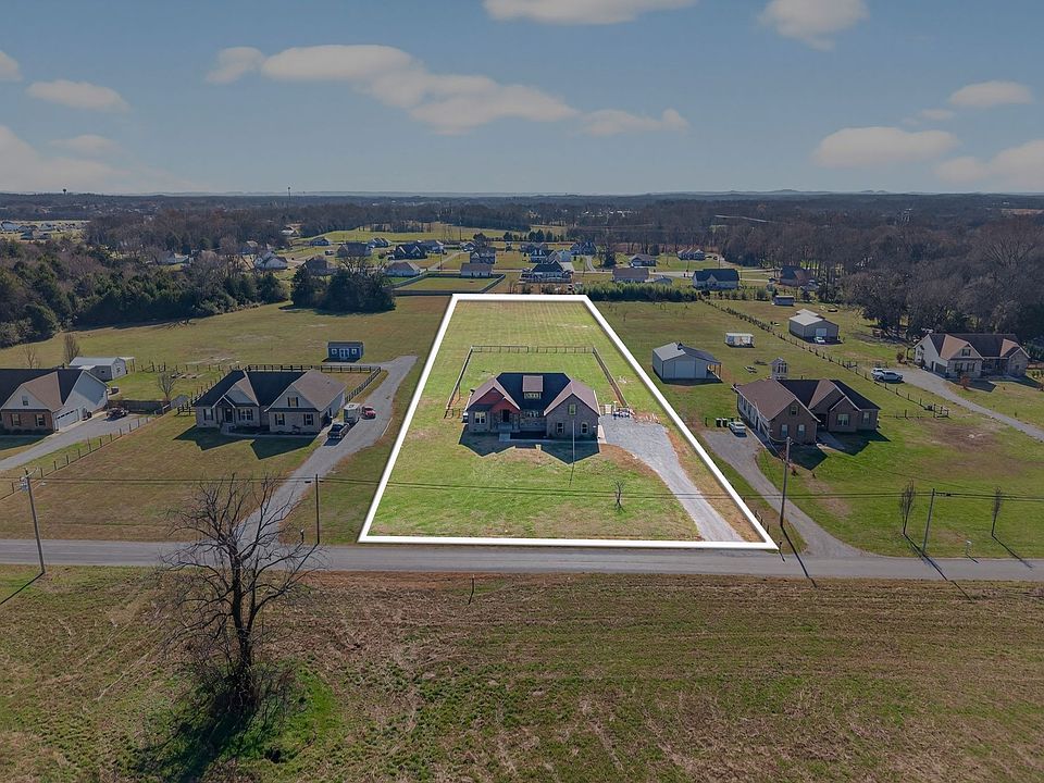 1347 Neil Rd, Chapel Hill, TN 37034 | Zillow