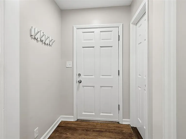 4308 Donnelly Ave — Photo 29