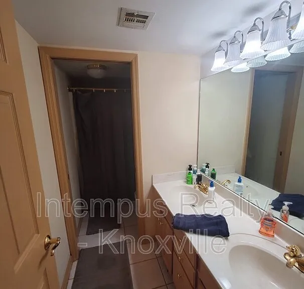 2201 Lake Ave #103 — Photo 20