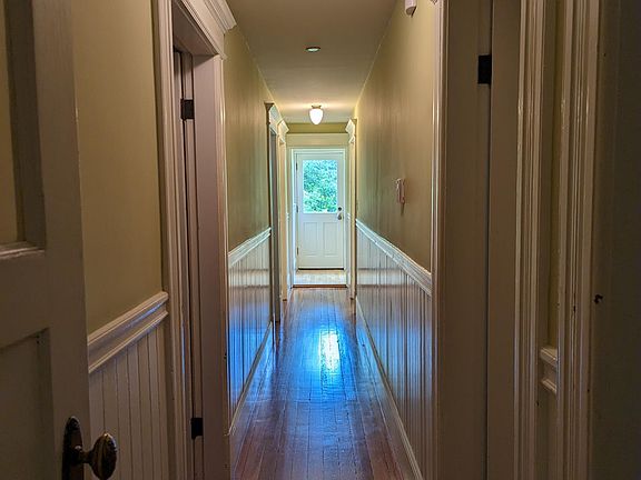 2nd image of 1568 Waller St