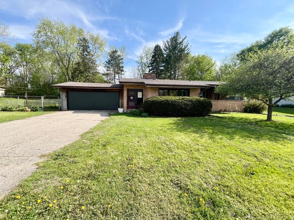 2515 Lund Ave, Rockford, IL 61109