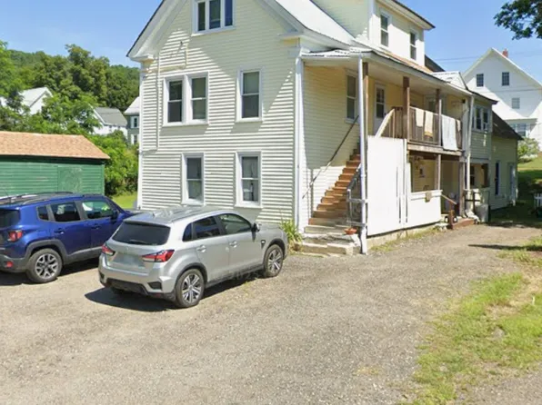 8 Depot St #4, West Paris, ME 04289