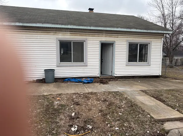 263 Koch St, Pekin, IL 61554