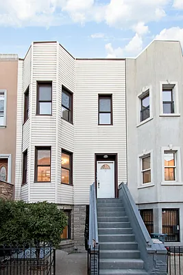 Rented by Nest Seekers International | media 16