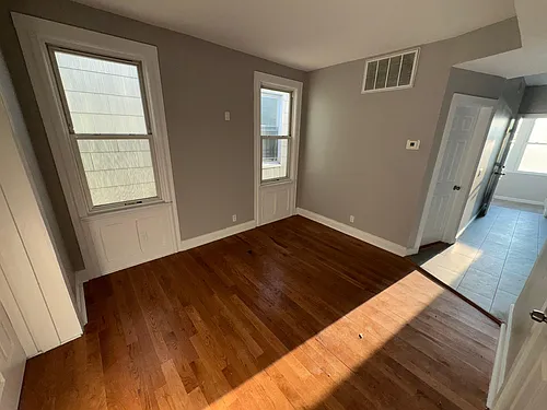 53 Hawkins St #2F Photo 1