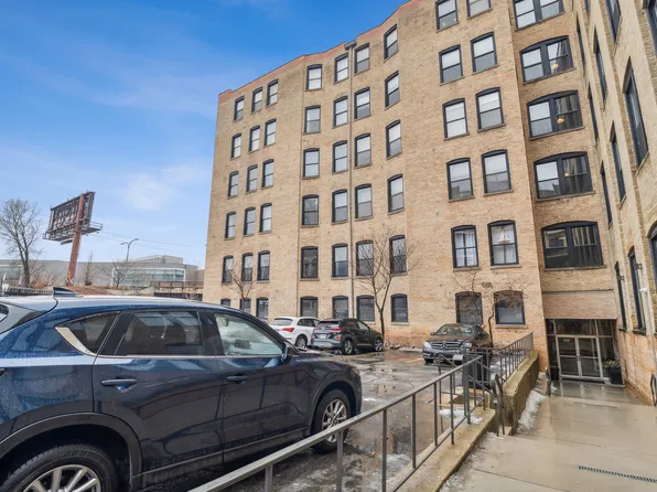 525 N Halsted St Unit 400, Chicago, IL 60642