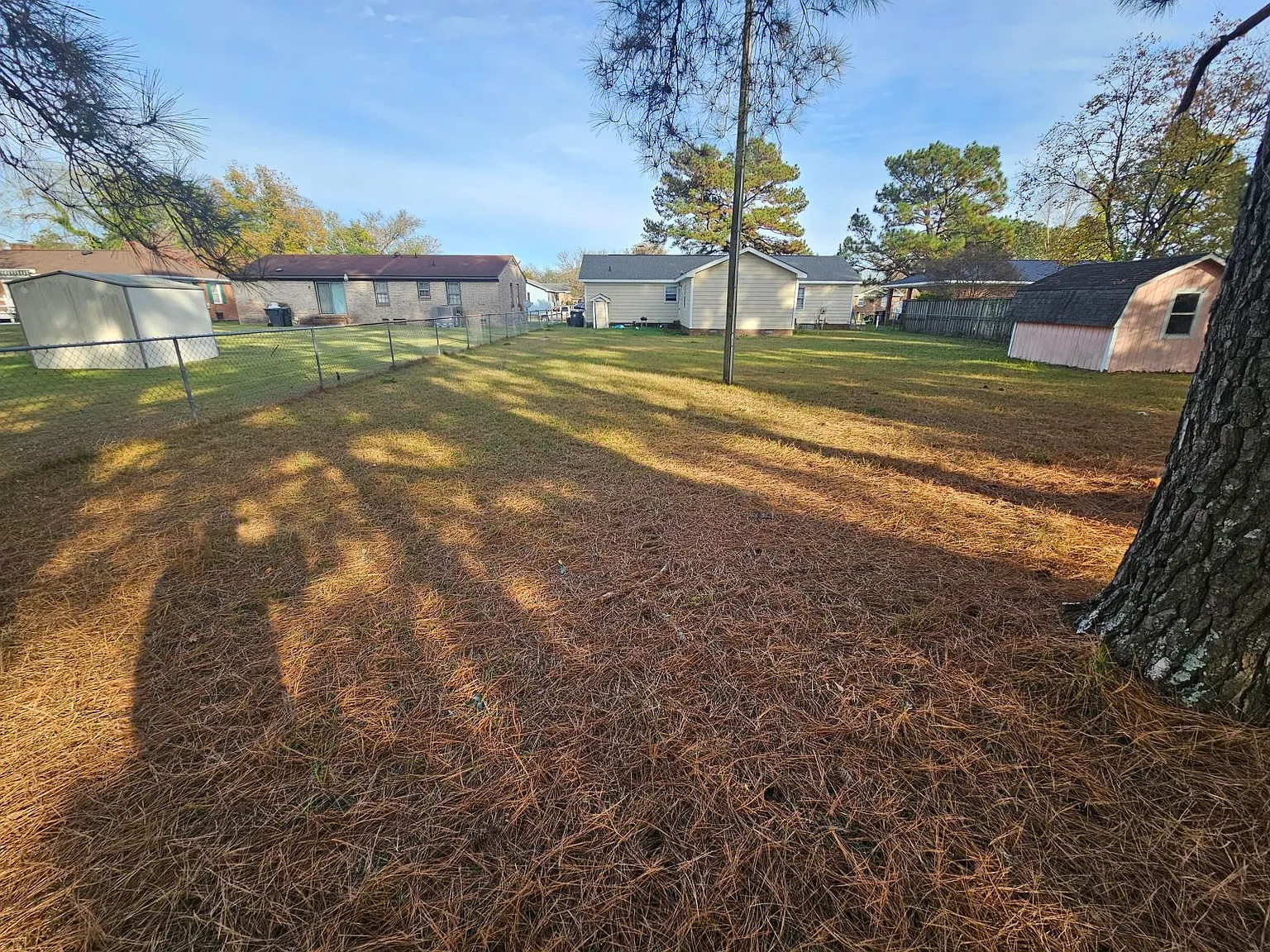 4 bed, 2.5 bath, 1872 sqft, $1,900 — Photo 3