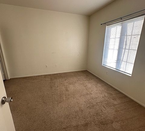 4th image of 2111 Hussium Hills St Unit 207