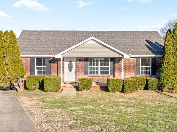1329 Burchett Dr, Clarksville, TN 37042