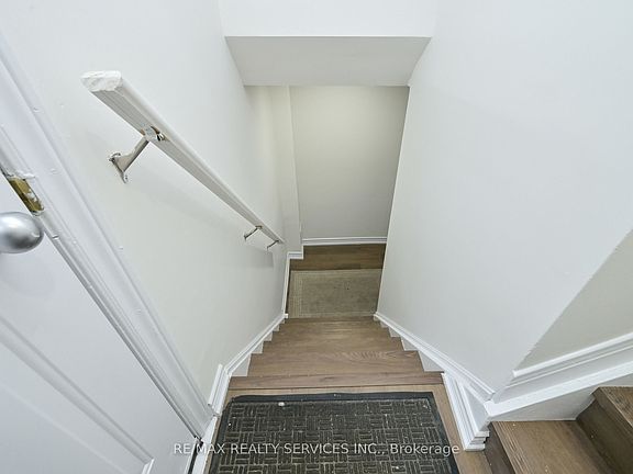 4th image of 31 Brisco St