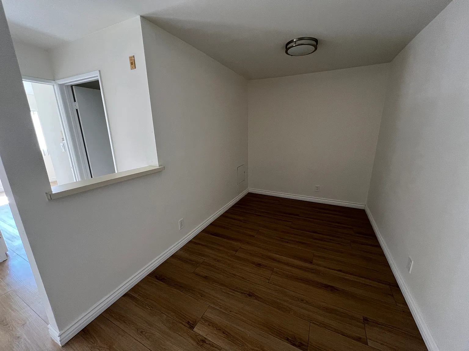 1 bed, 700 sqft, $1,875 — Photo 2