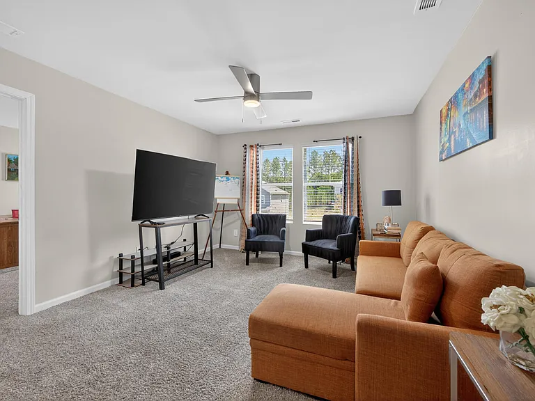 676 Winesap Dr — Photo 19