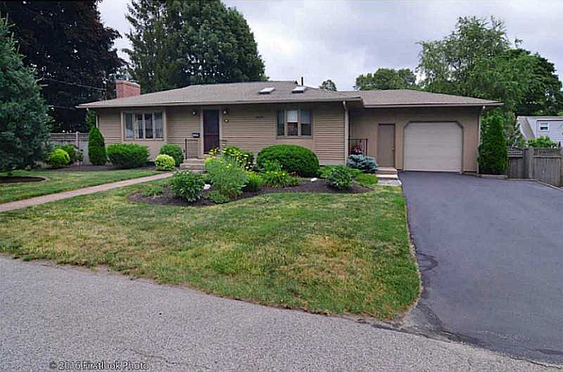 1st image of 86 Bayberry Ln