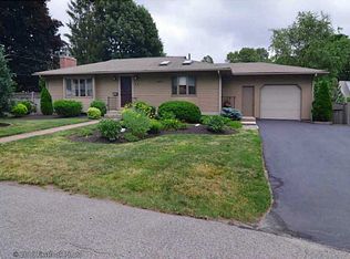 86 Bayberry Ln, East Greenwich, RI 02818